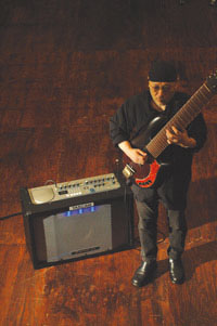 注目のイン・ストア ライブ！！